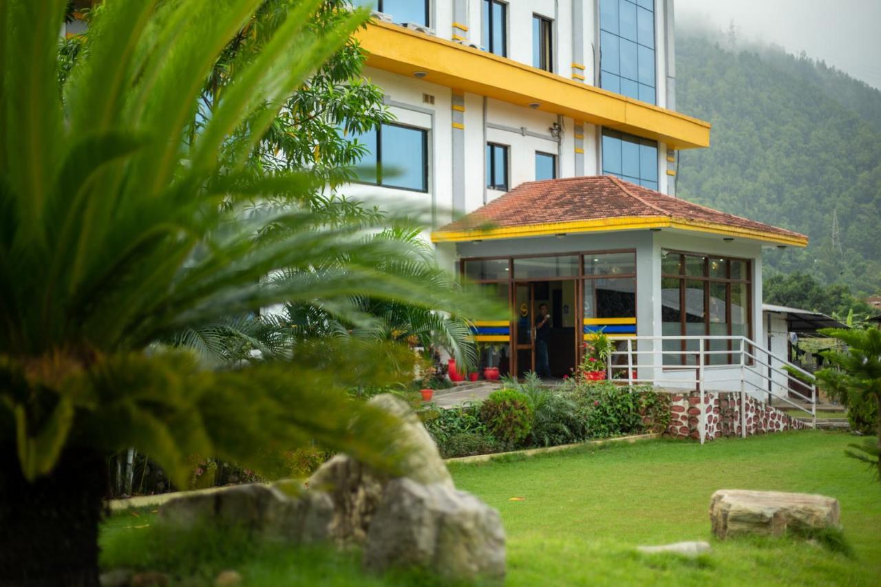 Siddhartha Riverside Resort, Chumlingtar Makaising Bagian luar foto